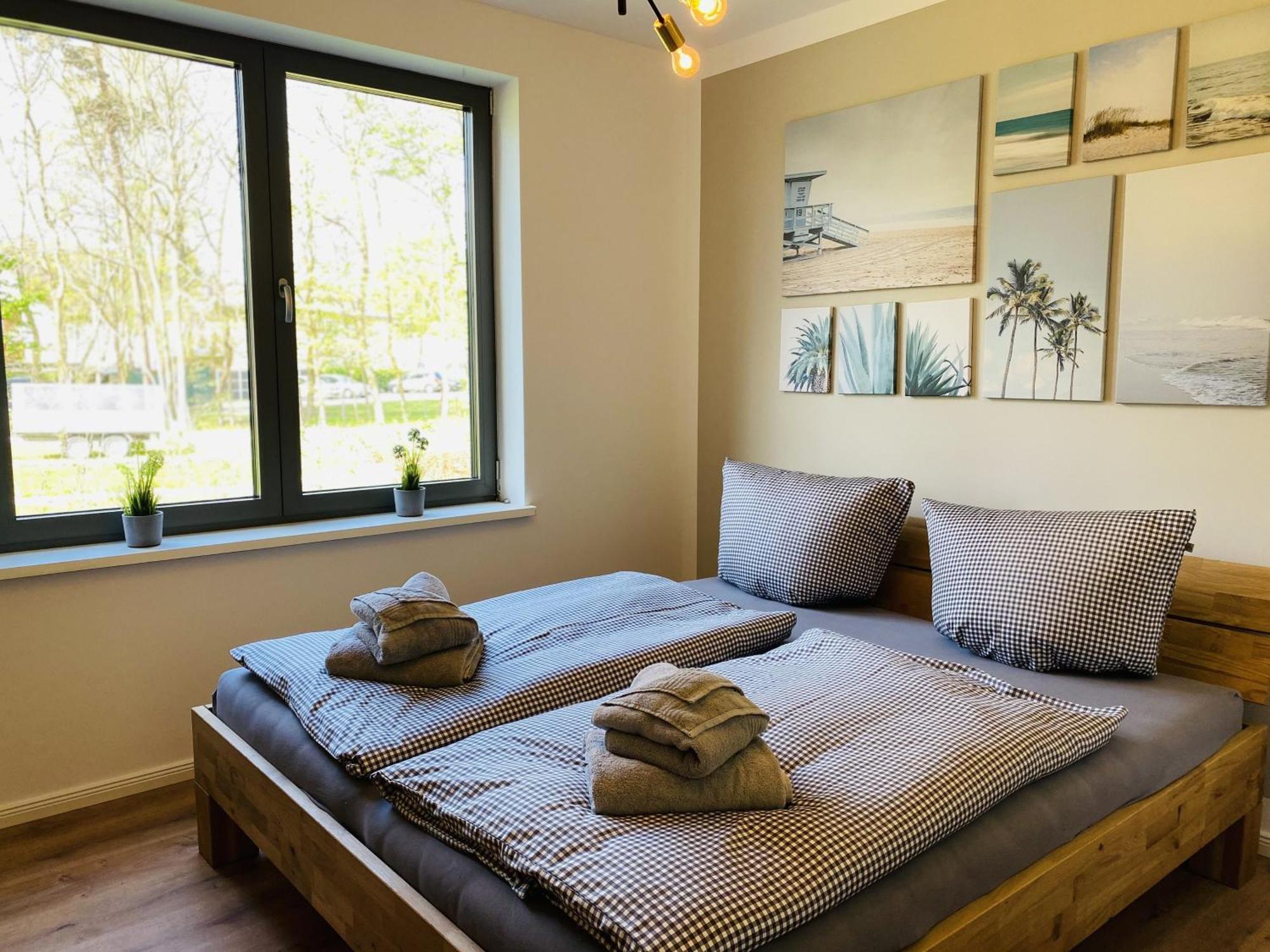 Ferienwohnung Auszeit In Den Parkvillen Carlota Und Candela Baabe Ngoại thất bức ảnh