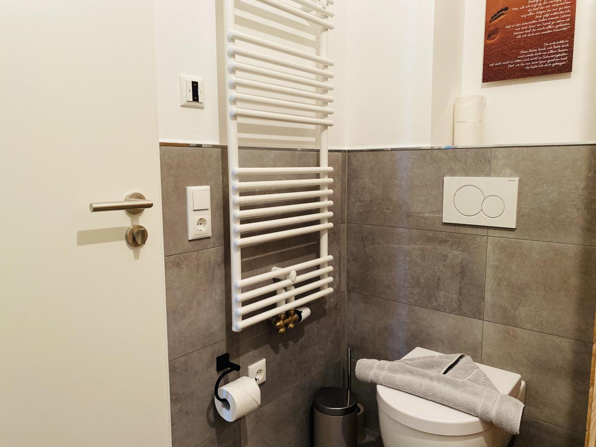 Ferienwohnung Auszeit In Den Parkvillen Carlota Und Candela Baabe Ngoại thất bức ảnh